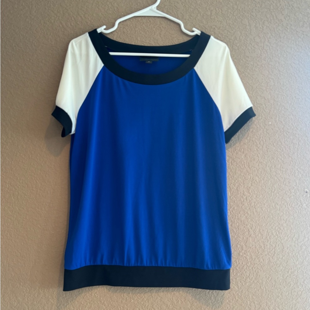 Worthington Royal Blue and White Short Sleeve Top